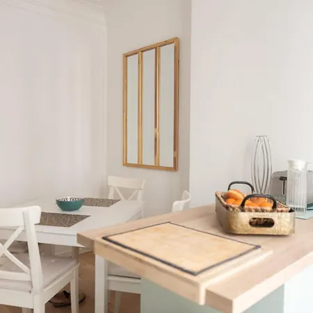 Apartment Near Montmartre And Pigalle *